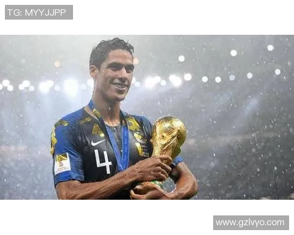 全球足球明星中体格最为壮硕的球员盘点与分析 全球足球明星中体格最为壮硕的球员盘点与分析