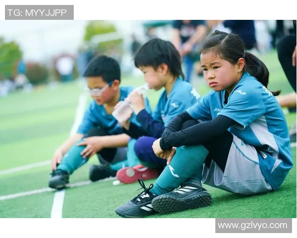 南京足球队在邀请赛中的状态表现分析与未来展望