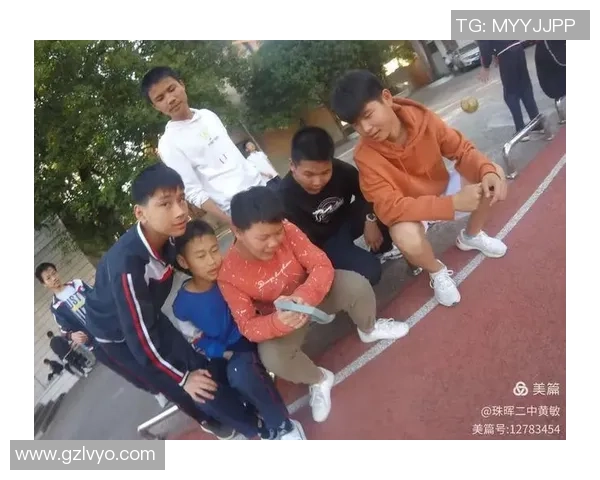 黄敏独家：分享足球心得